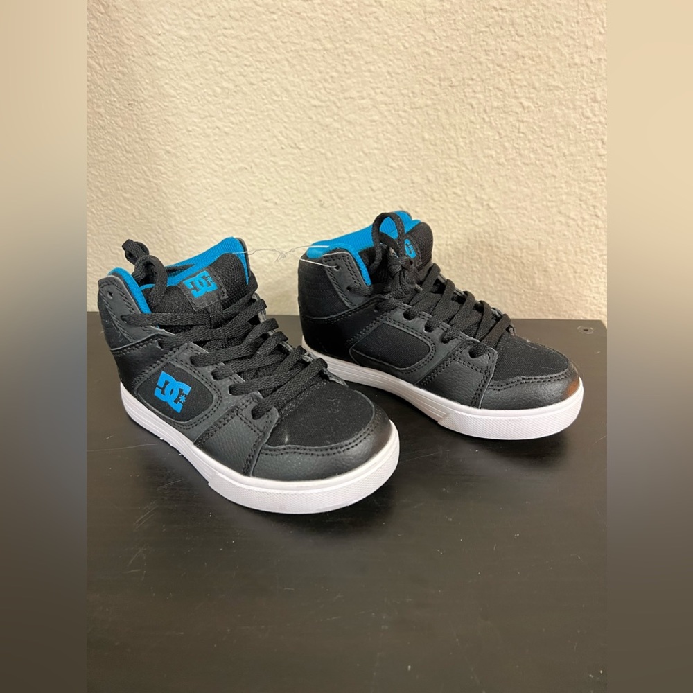 DC Skate Shoe High Top